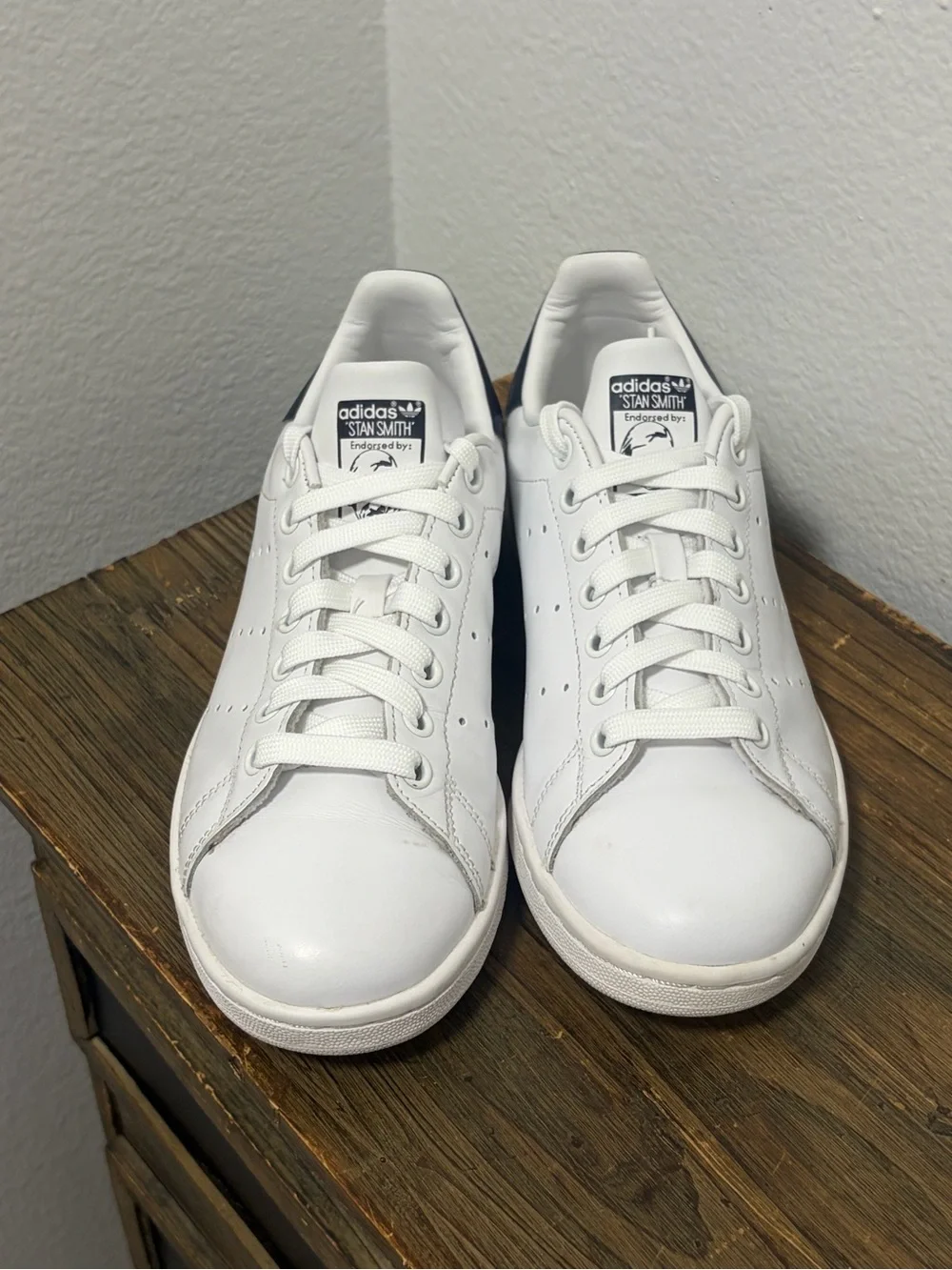 Adidas Stan Smith White & Navy Blue Unisex Tennis Shoes Sneakers - Size 7
